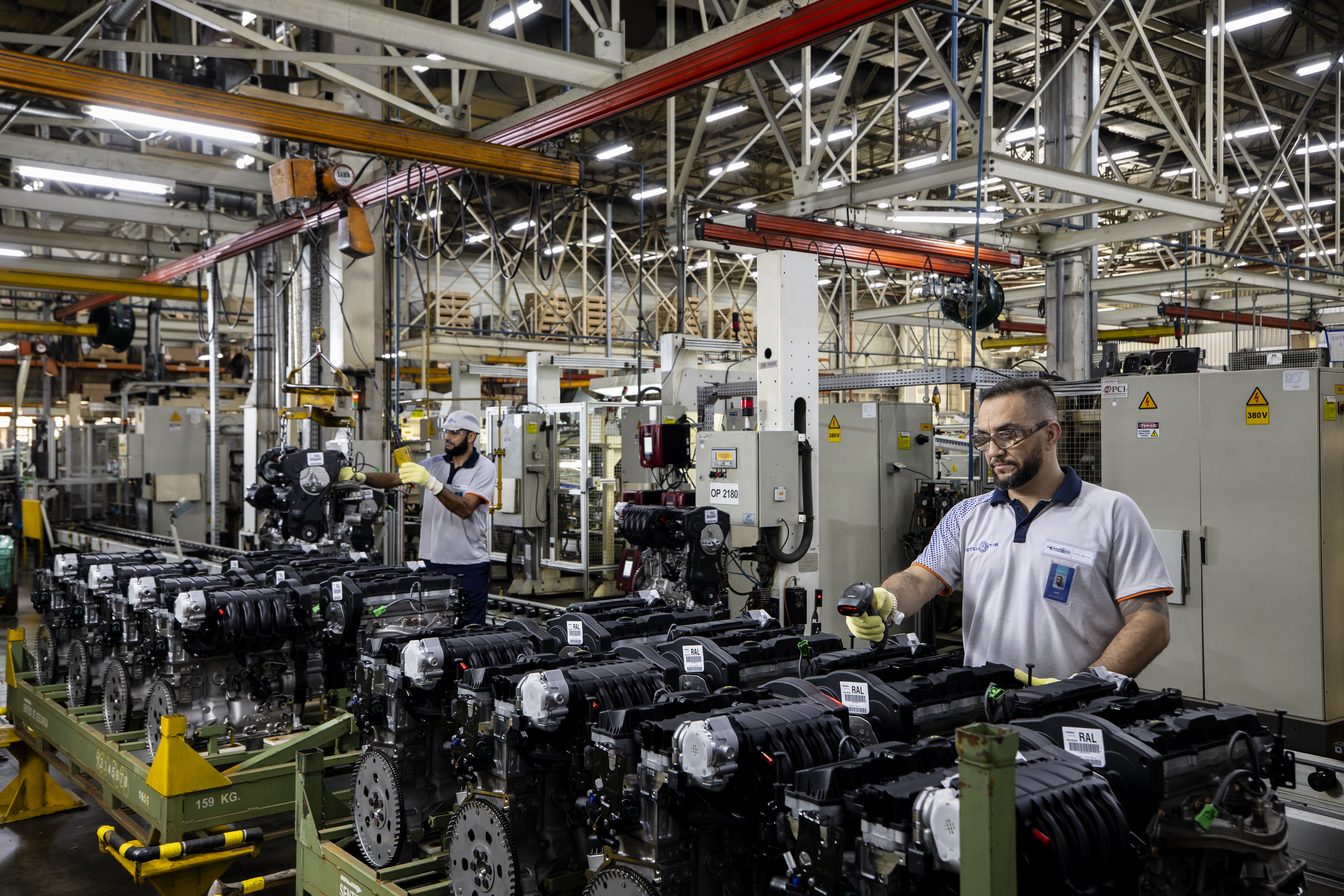 Stellantis abre 1.500 vagas no Brasil; 100 são em Porto Real
